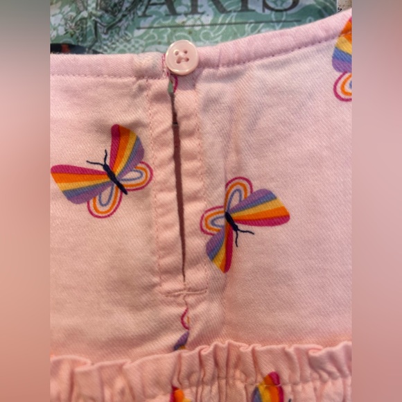 Two Cat & Jack Girls Ruffle Flutter Sleeve Tops - Picture 7 of 8